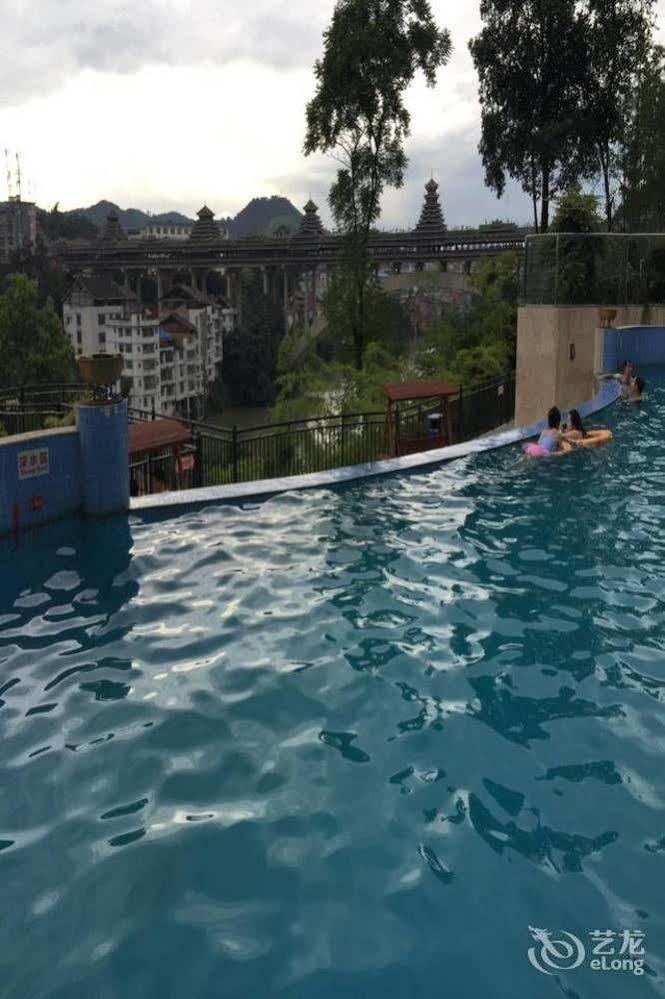 Liuzhou Sanjiangxian Dongxiangguo Hotel Buitenkant foto